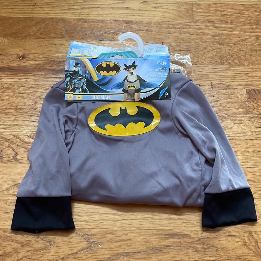 Halloween costume for dog- Batman
